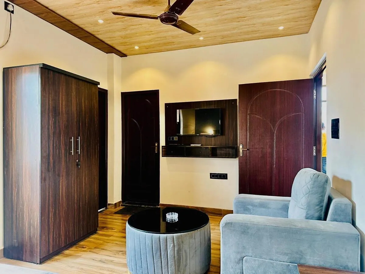 The Luxe Villa By Vaaranya Group فاراناسي